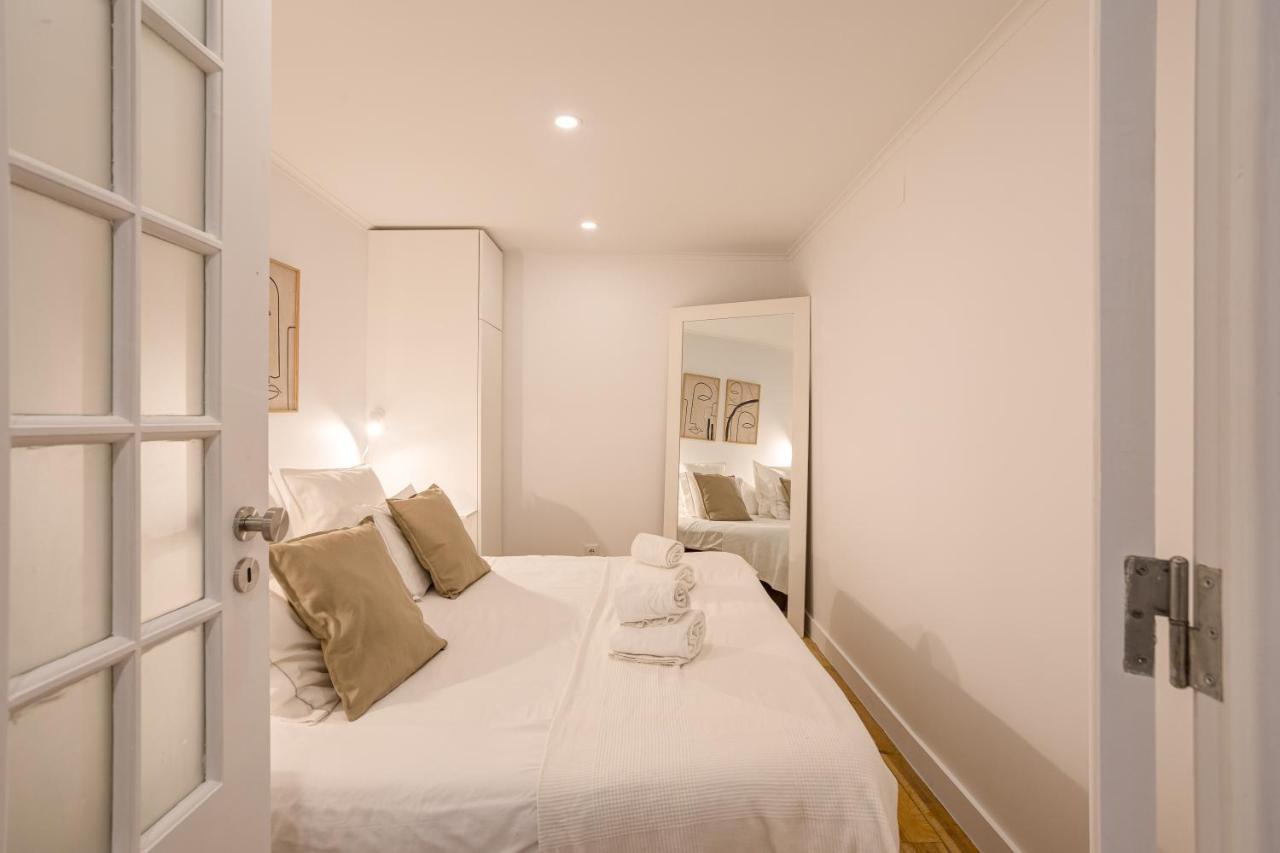 Ferienwohnung Alfama Chic Penabuquel Lissabon Exterior foto